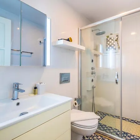 Aisha Apart Sea View Apartment Kas
